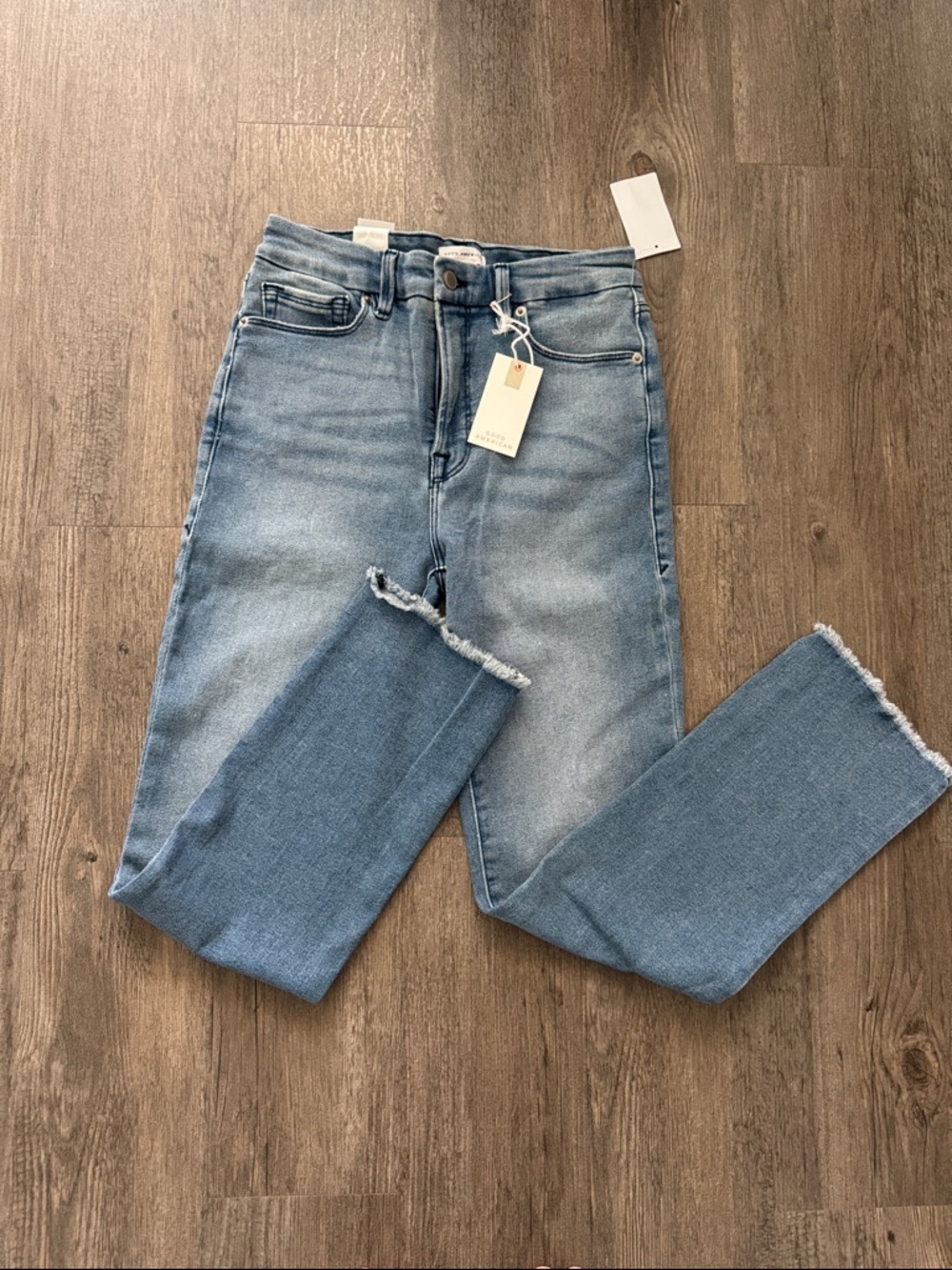 Good American Straight-Leg Light Blue Frayed Hem Jeans